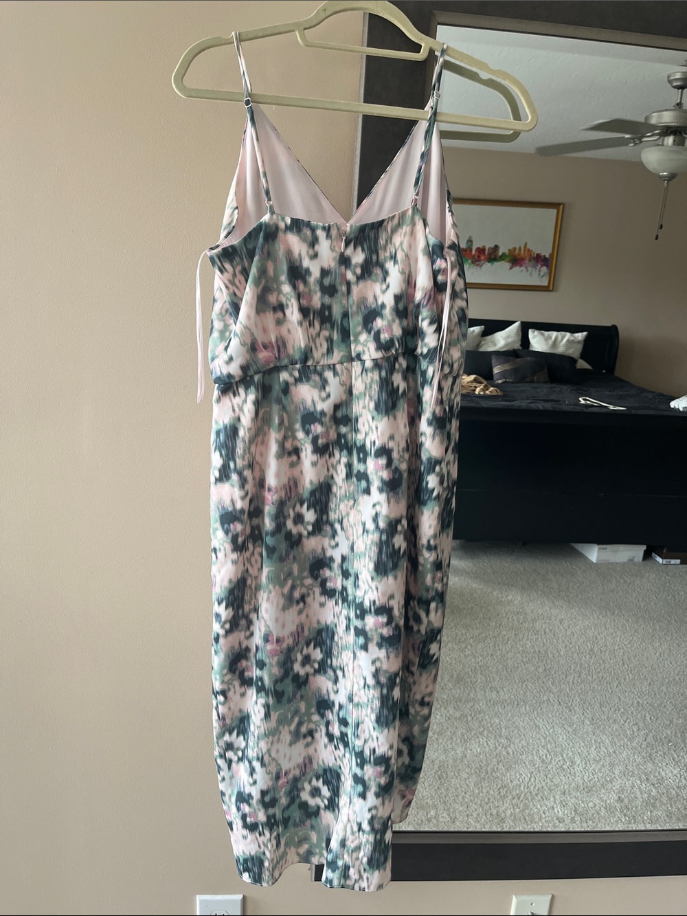 Chelsea28 FAUX WRAP DRESS - Picture 7 of 11